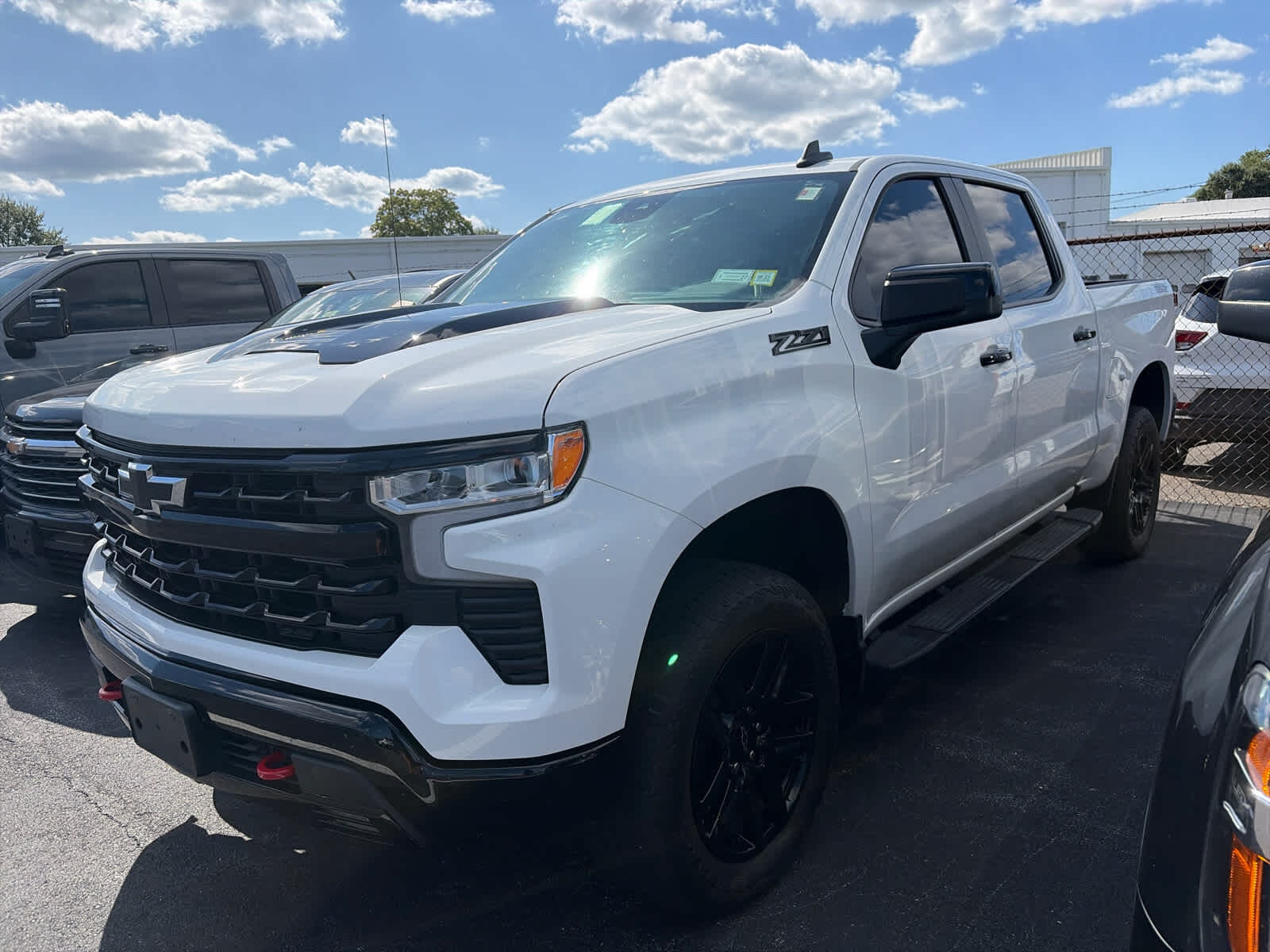 2024 CHEVROLET Silverado