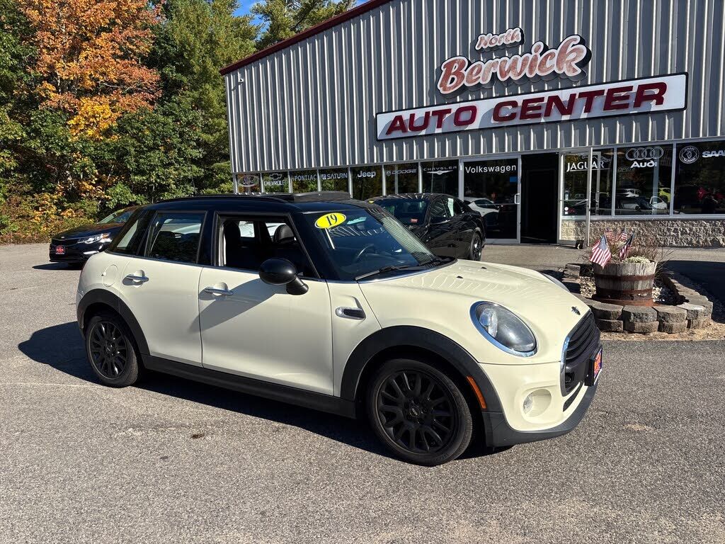 2019 MINI Cooper