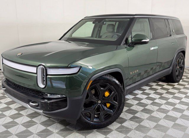 2023 RIVIAN R1S