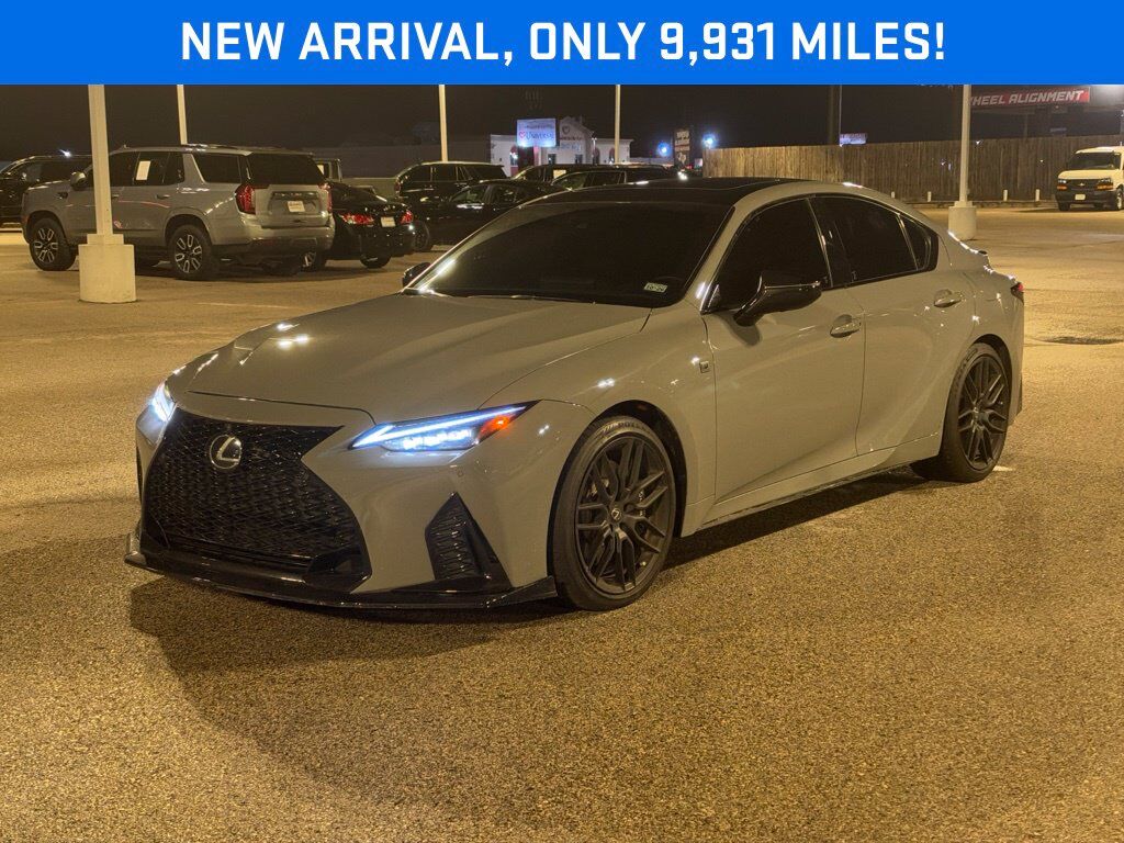 2024 LEXUS IS