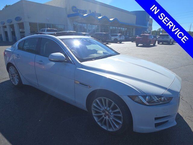 2018 JAGUAR XE