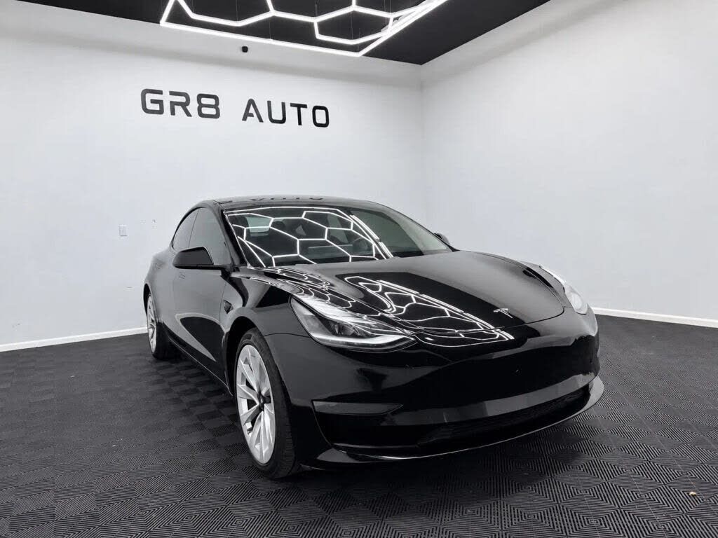 2021 TESLA Model 3