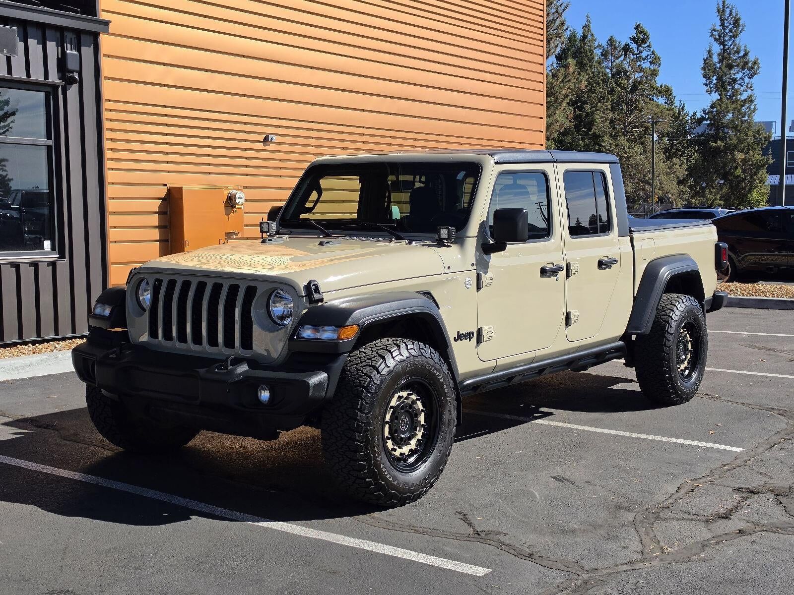 2020 JEEP Gladiator