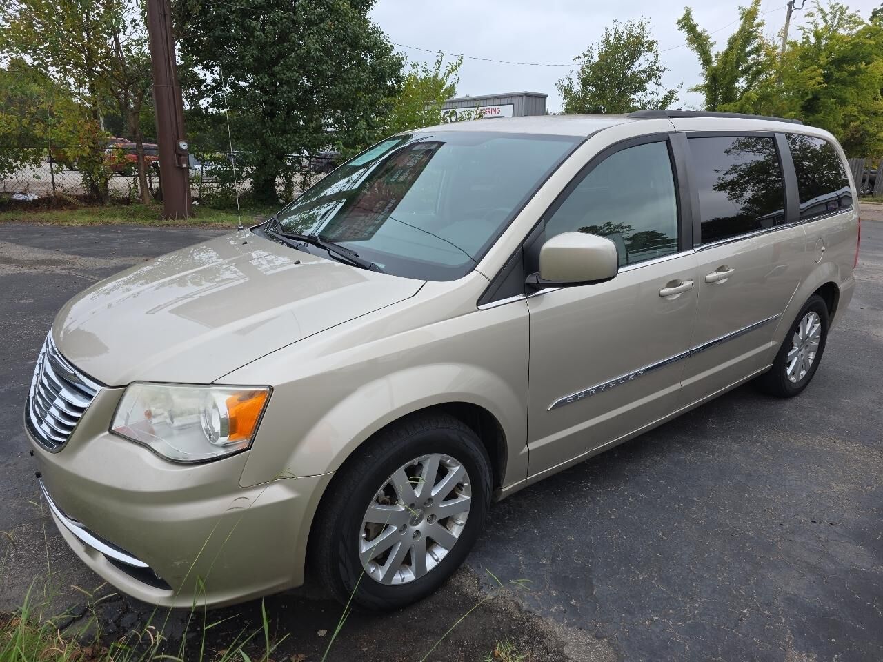 2014 CHRYSLER Town and Country