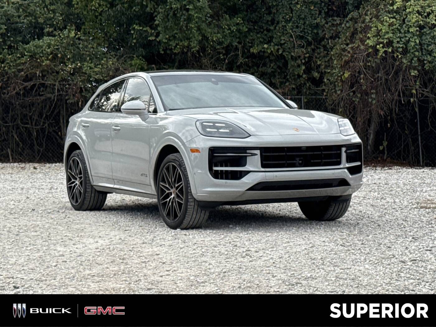 2025 PORSCHE Cayenne