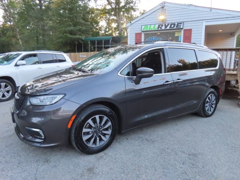 2021 CHRYSLER Pacifica