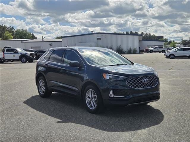 2023 FORD Edge