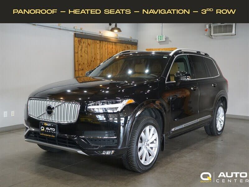 2017 VOLVO XC90