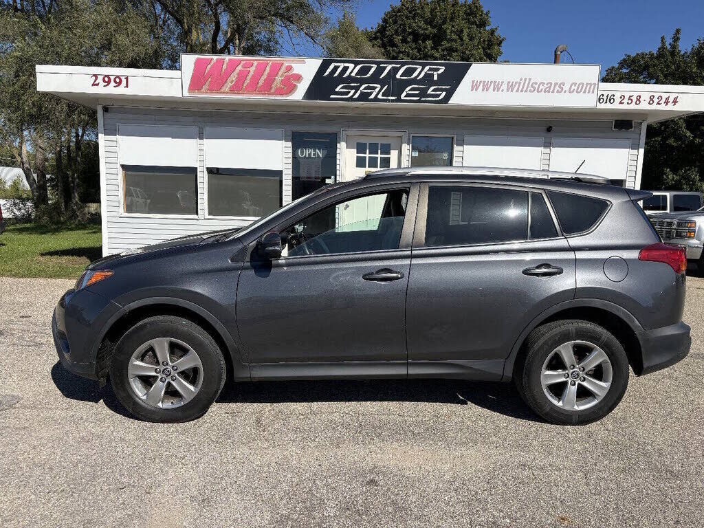 2015 TOYOTA RAV4