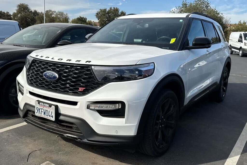 2023 FORD Explorer