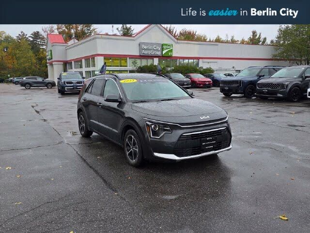 2023 KIA Niro