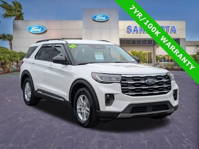 2025 FORD Explorer