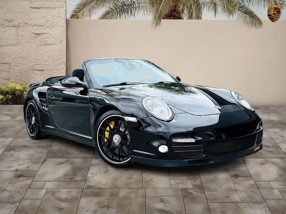 2011 PORSCHE 911