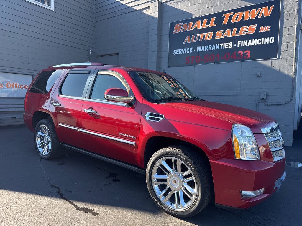 2013 CADILLAC Escalade
