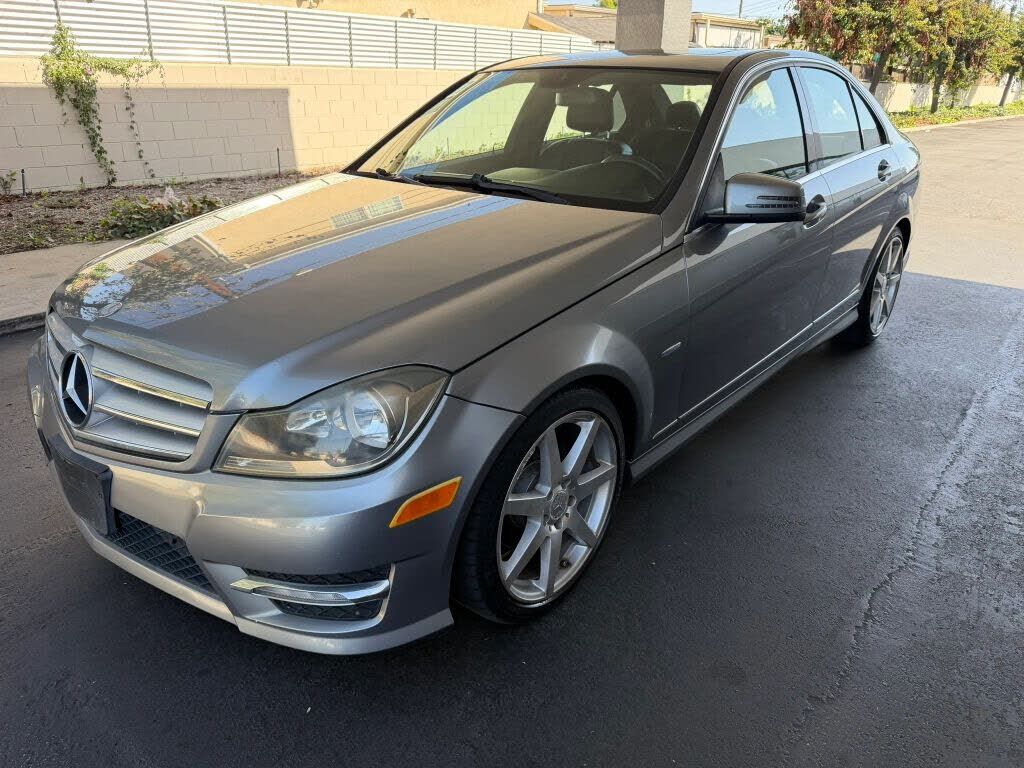 2012 MERCEDES-BENZ C-Class