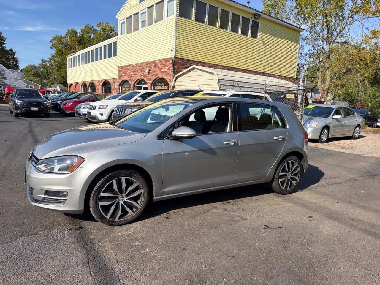 2016 VOLKSWAGEN Golf