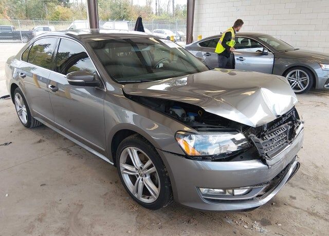 2015 VOLKSWAGEN Passat