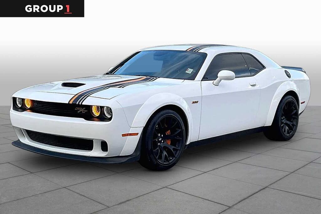 2022 DODGE Challenger