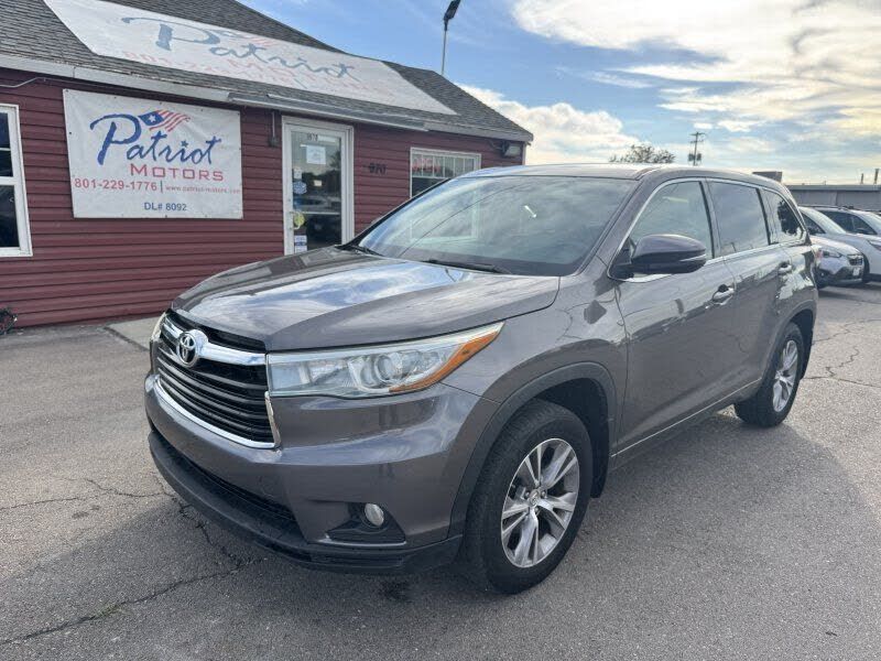 2015 TOYOTA Highlander