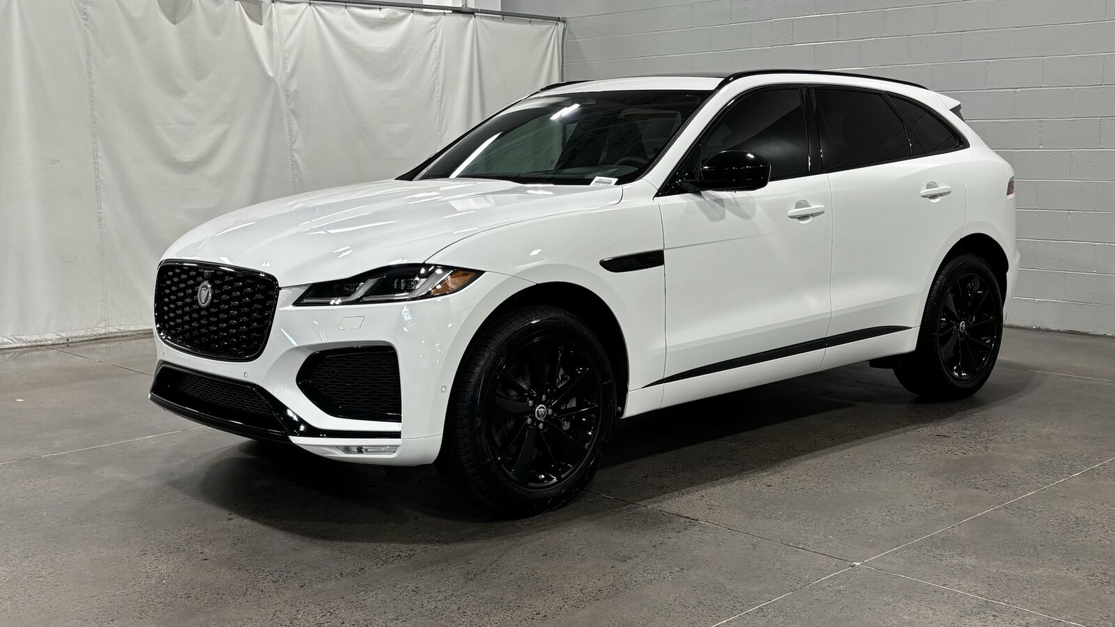 2026 JAGUAR F-Pace