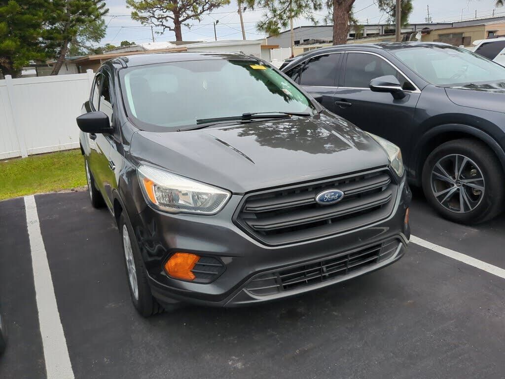 2017 FORD Escape