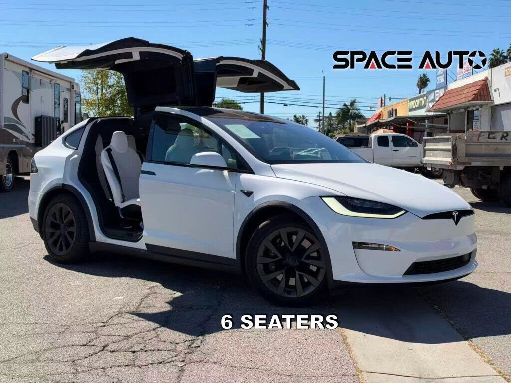2022 TESLA Model X