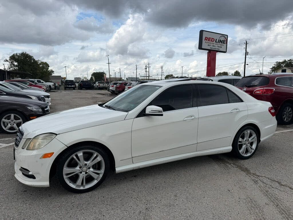 2013 MERCEDES-BENZ E-Class