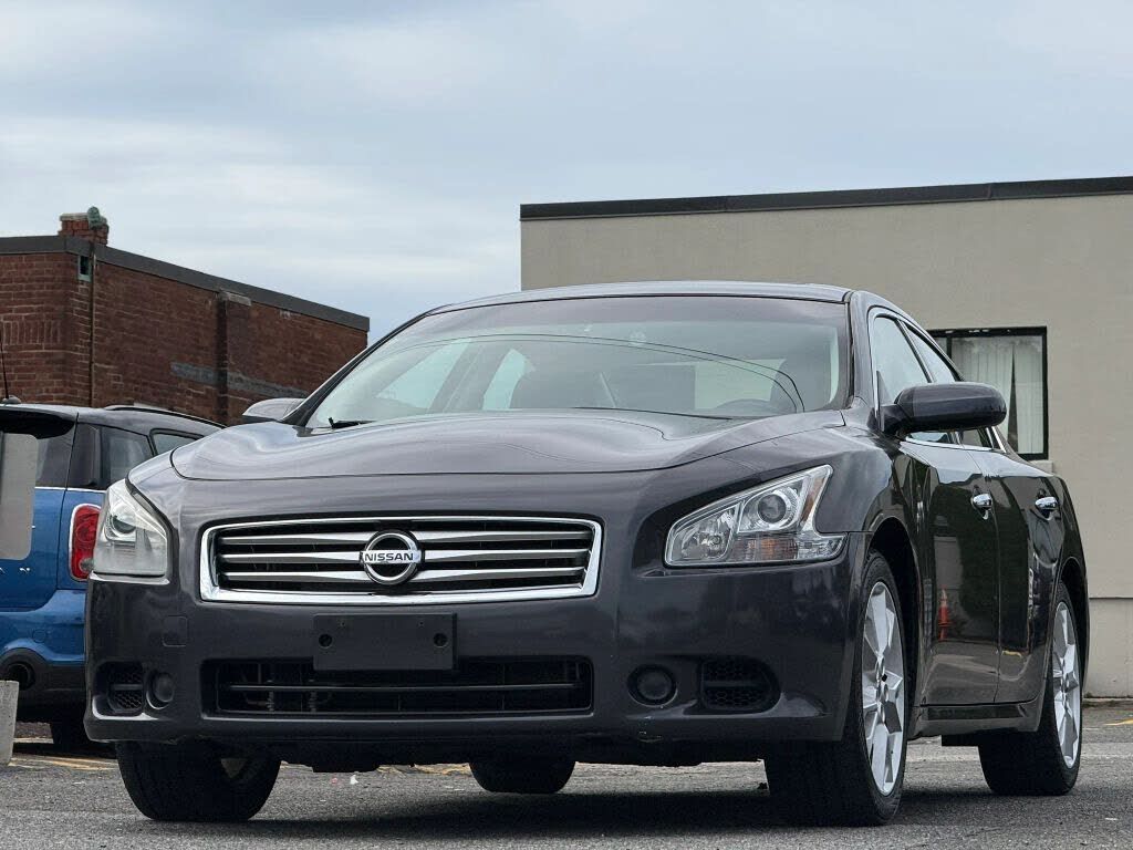2012 NISSAN Maxima