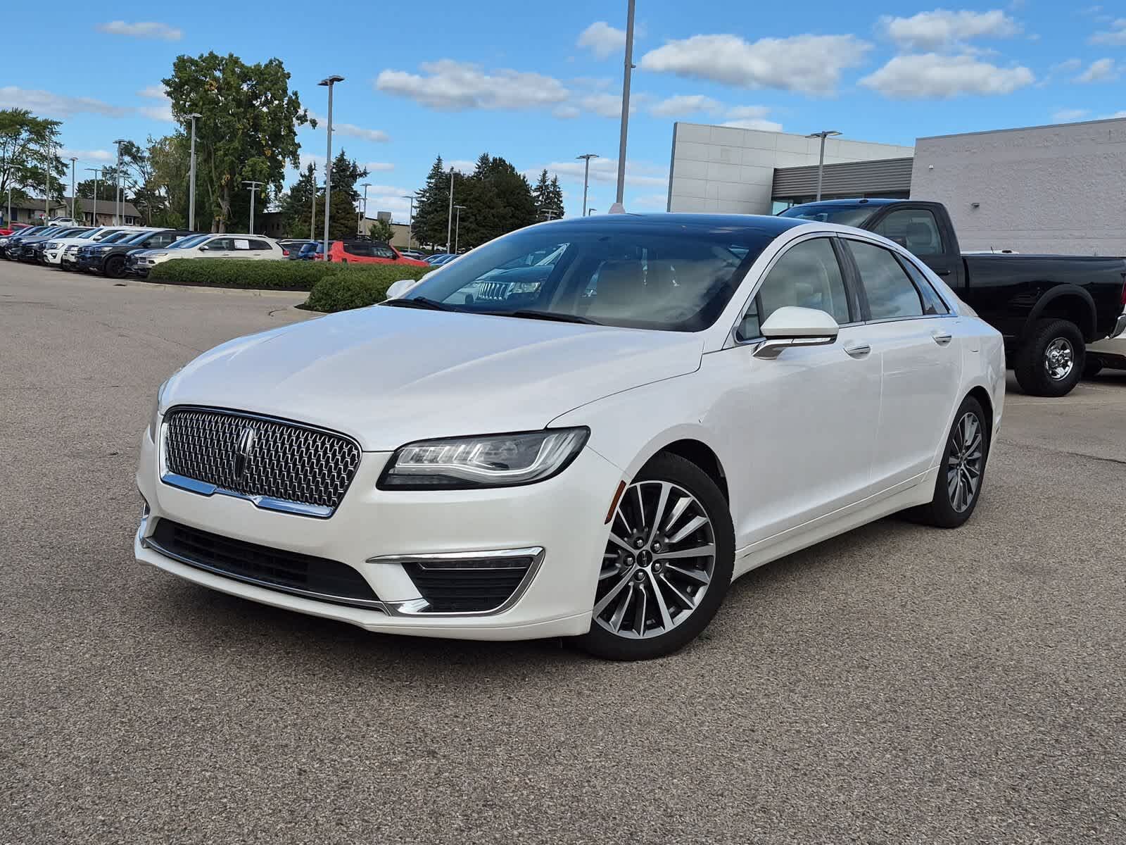 2017 LINCOLN MKZ