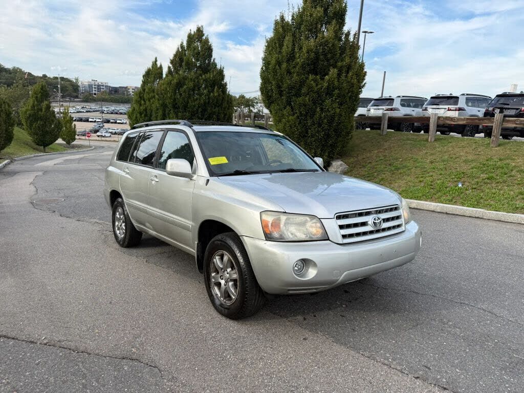 2004 TOYOTA Highlander