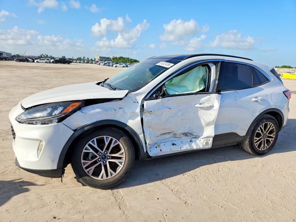 2021 FORD Escape