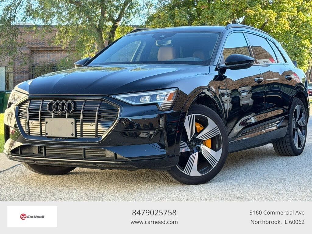 2022 AUDI e-tron