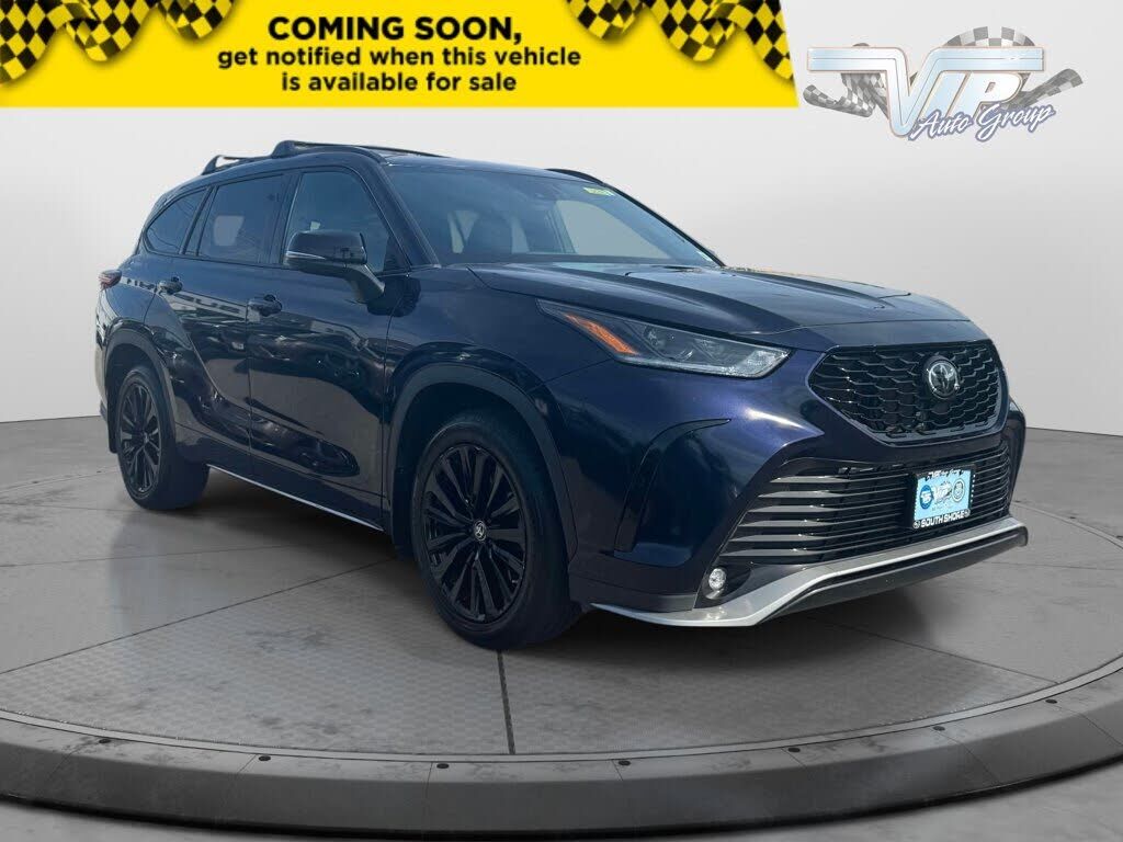 2024 TOYOTA Highlander