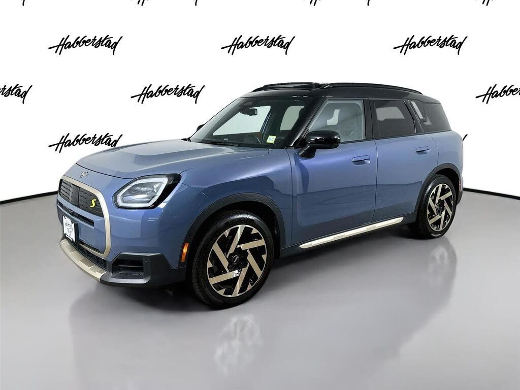 2025 MINI Countryman