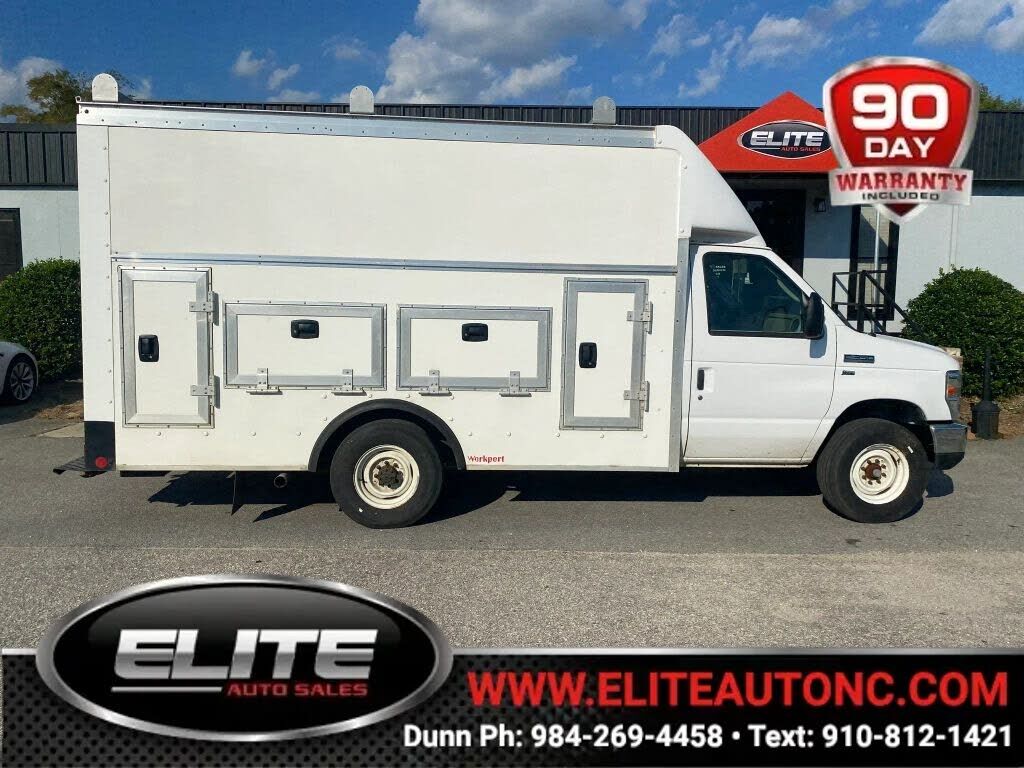 2018 FORD E-350