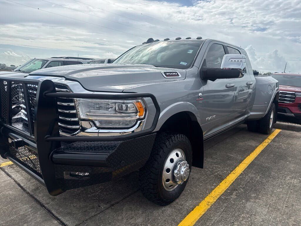 2024 RAM 3500