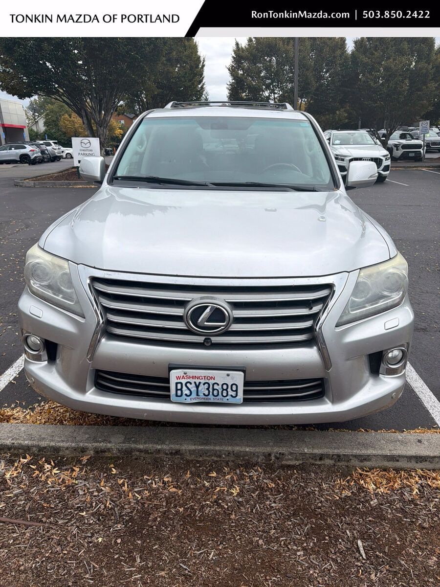 2013 LEXUS LX