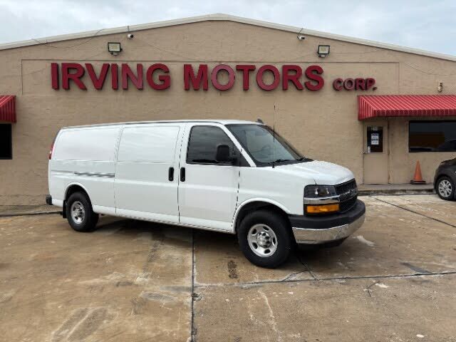 2020 CHEVROLET Express
