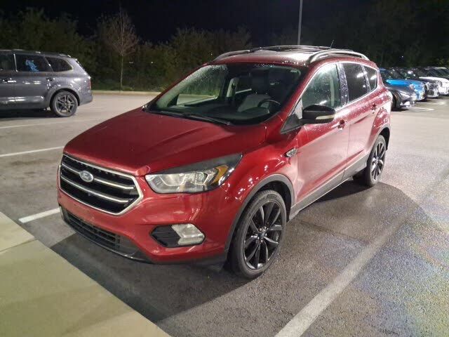 2017 FORD Escape