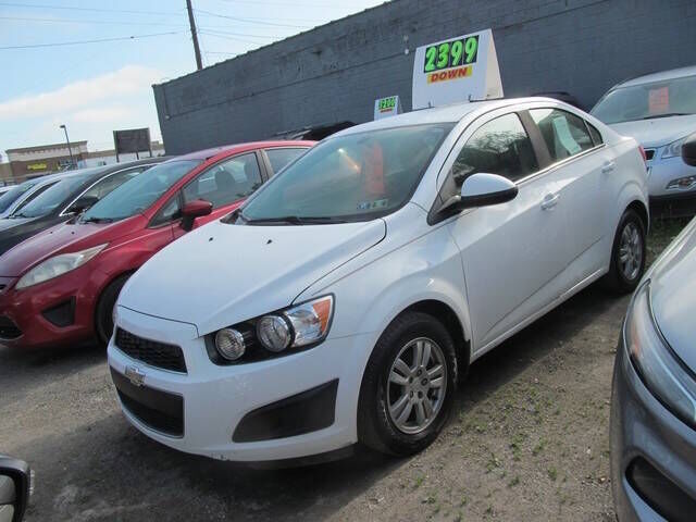 2016 CHEVROLET Sonic