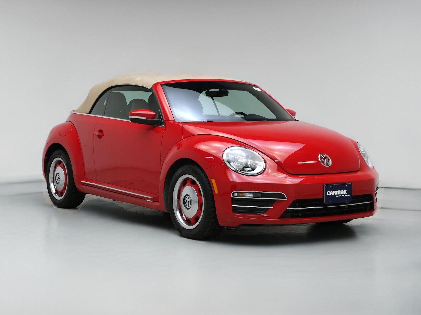 2018 VOLKSWAGEN Beetle