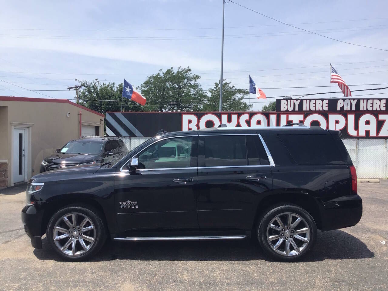 2017 CHEVROLET Tahoe
