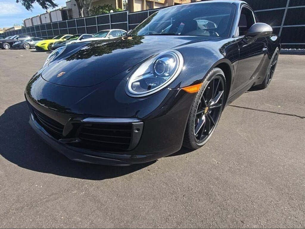 2019 PORSCHE 911