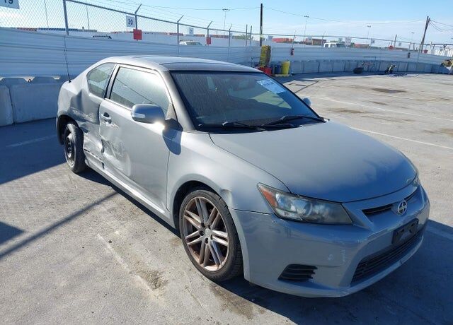 2013 TOYOTA SCION