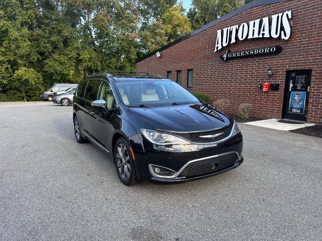 2017 CHRYSLER Pacifica