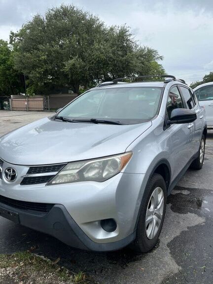 2015 TOYOTA RAV4