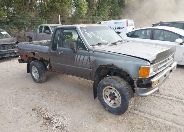 1987 TOYOTA Pick-Up
