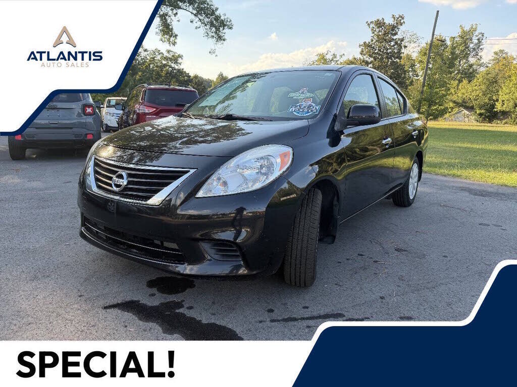 2013 NISSAN Versa