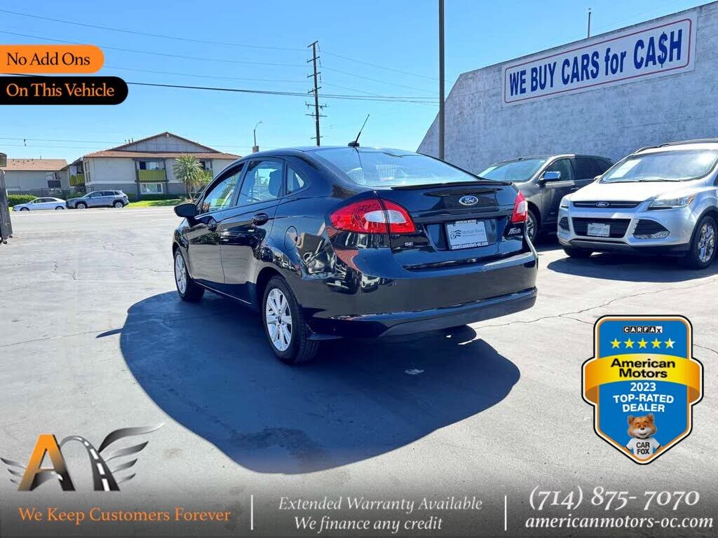 2013 FORD Fiesta