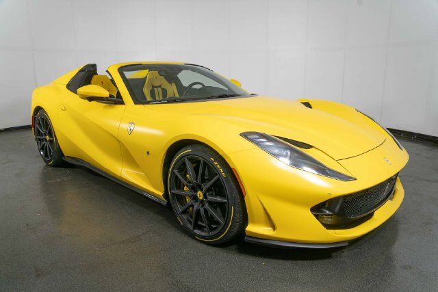 2023 FERRARI 812GTS